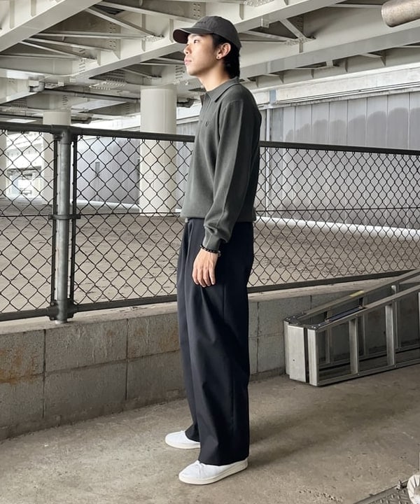 槙山 賢斗さんの「BEAMS WOMEN｜【別注】FRED PERRY / Skipper Knit Long Sleeve Polo Shirt」を使ったコーディネート