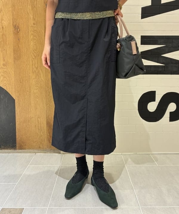 中平 あみさんの「BEAMS WOMEN｜エディター東原妙子 &times; Demi-Luxe BEAMS / ライトウェイト プルオーバー」を使ったコーディネート