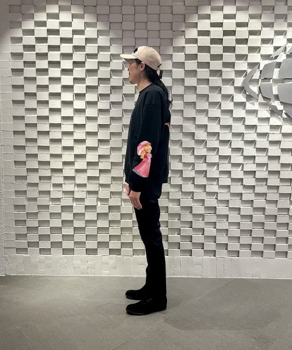 鎌田 悠次郎さんの「BEAMS WOMEN｜ザ・スーパーマリオギャラクシー・ムービー / CHARACTER SWEAT」を使ったコーディネート