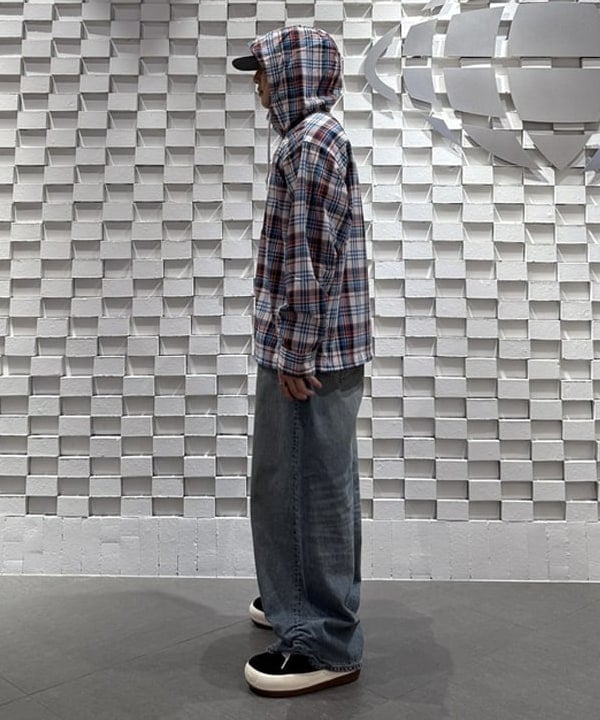 KUROCHANさんの「BEAMS WOMEN｜チェック フーディシャツ」を使ったコーディネート