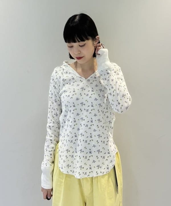 りかちょび/岸本梨佳さんの「BEAMS WOMEN｜【別注】BAG'n'NOUN / FLOWER 2WAY」を使ったコーディネート