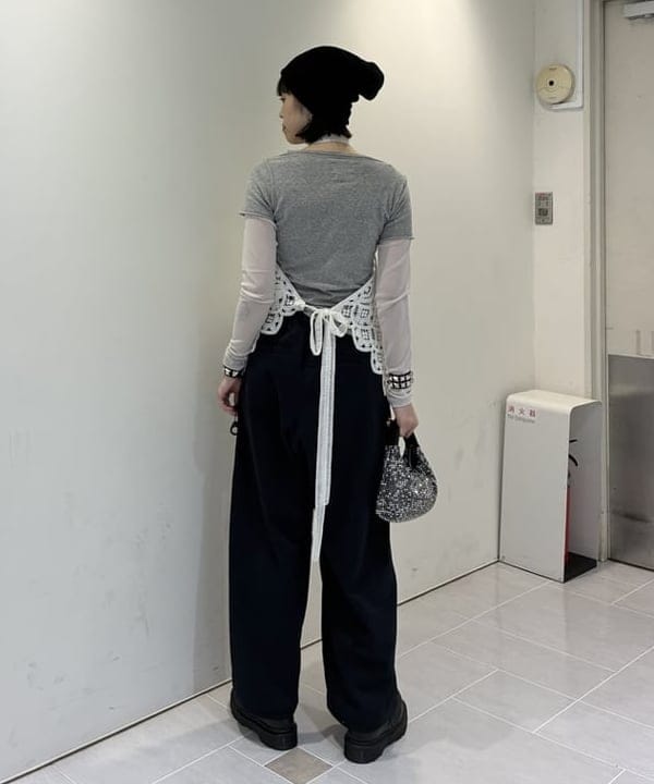 りかちょび/岸本梨佳さんの「BEAMS WOMEN｜ラインストーン バッグ」を使ったコーディネート