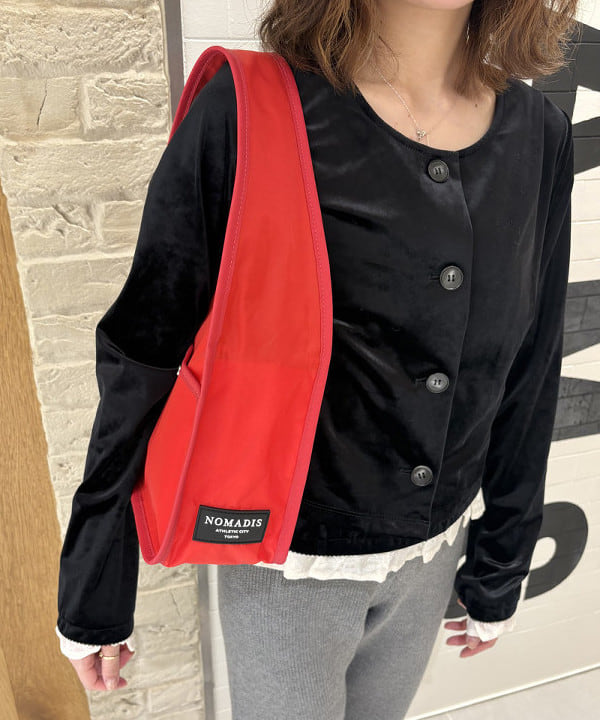 amaさんの「BEAMS WOMEN｜スソ フリル ニット カプリ パンツ」を使ったコーディネート