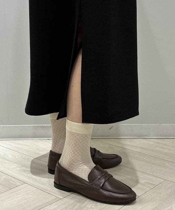 OSUMIさんの「BEAMS WOMEN｜スラブ バックサテン ワンピース」を使ったコーディネート