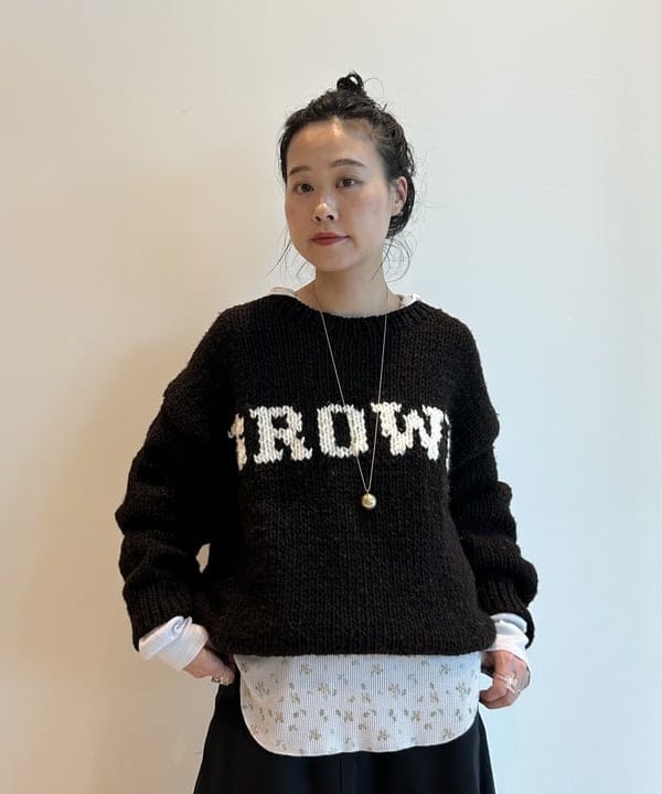 清水 彩乃さんの「BEAMS WOMEN｜フラワー サーマル パーカー」を使ったコーディネート