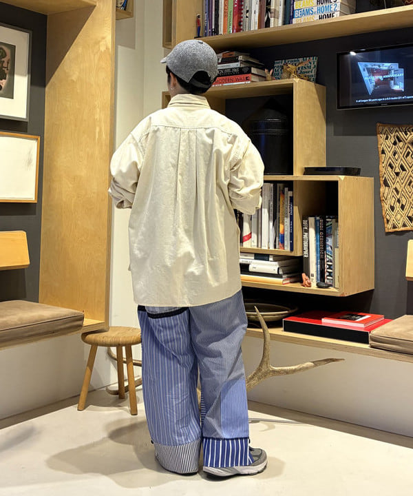 吉野 多恵さんの「BEAMS WOMEN｜コード ワーク シャツ」を使ったコーディネート