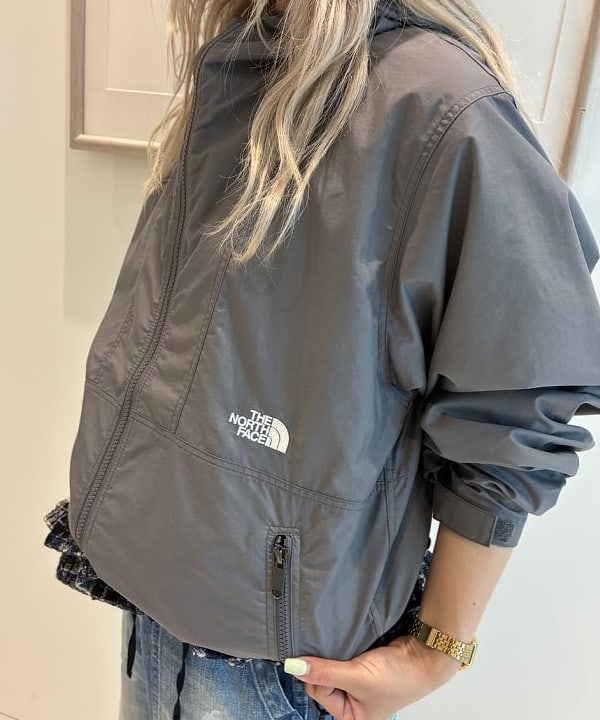 ando naoさんの「BEAMS WOMEN｜THE NORTH FACE / コンパクト ジャケット」を使ったコーディネート