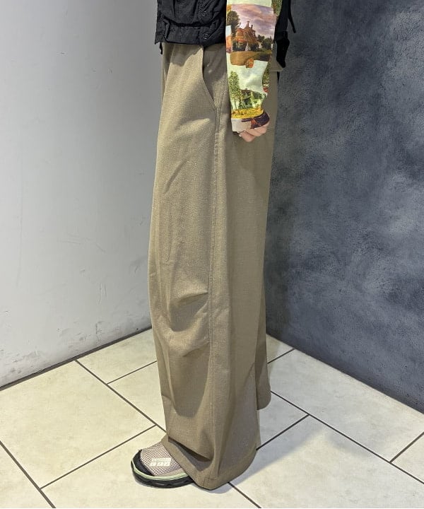 にしだてさんの「BEAMS WOMEN｜maturely / リネン ウール ミリタリー パンツ」を使ったコーディネート