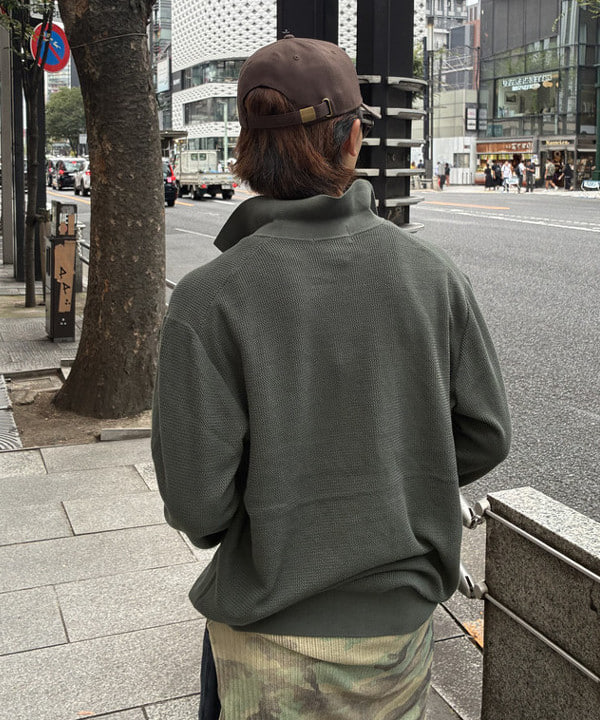 照田 拓史さんの「BEAMS WOMEN｜BEAMS｜【別注】FRED PERRY / Skipper Knit Long Sleeve Polo Shirt」を使ったコーディネート