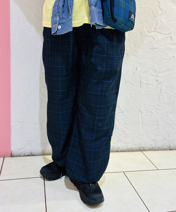 佐藤 歩さんの「BEAMS WOMEN｜【別注】WAREHOUSE & CO. / プリント ロングスリーブ Tシャツ」を使ったコーディネート