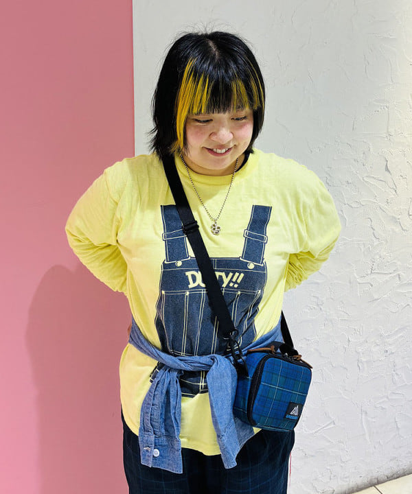 佐藤 歩さんの「BEAMS WOMEN｜【別注】WAREHOUSE & CO. / プリント ロングスリーブ Tシャツ」を使ったコーディネート