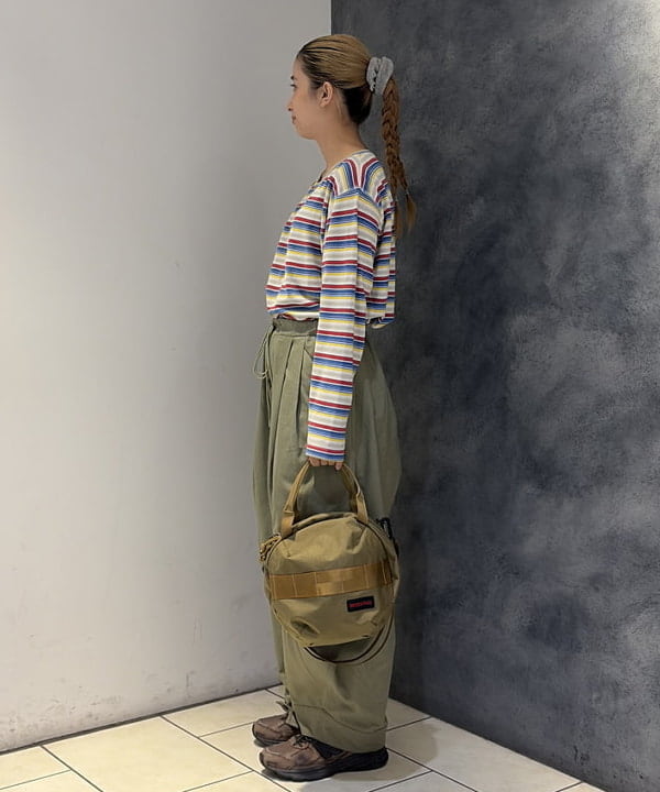 たぐみさんの「BEAMS WOMEN｜【別注】BRIEFING / ヘルメット バッグ」を使ったコーディネート