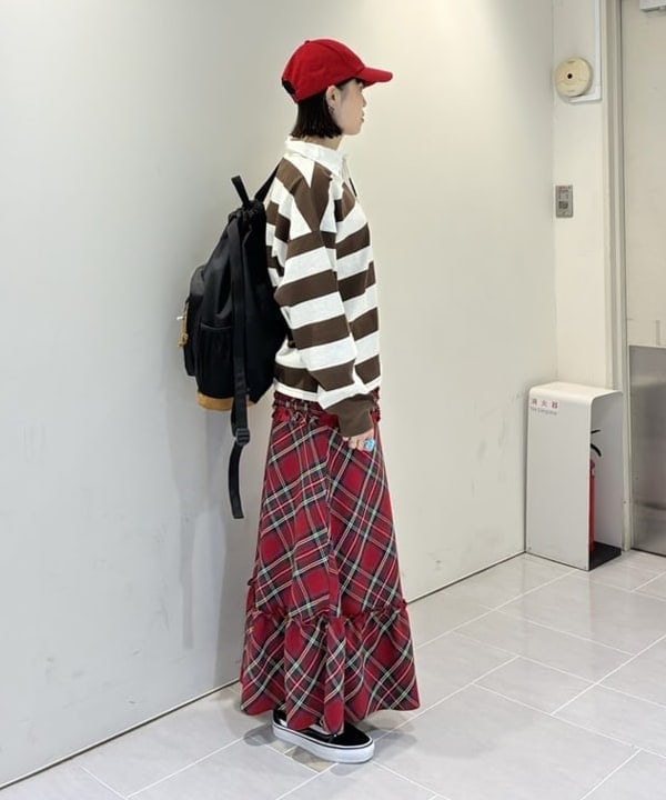 りかちょび/岸本梨佳さんの「BEAMS WOMEN｜JANSPORT / 別注 Pack & Go」を使ったコーディネート