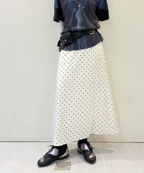 りかちょび/岸本梨佳さんの「BEAMS WOMEN｜ポケット ワイド ベルト」を使ったコーディネート
