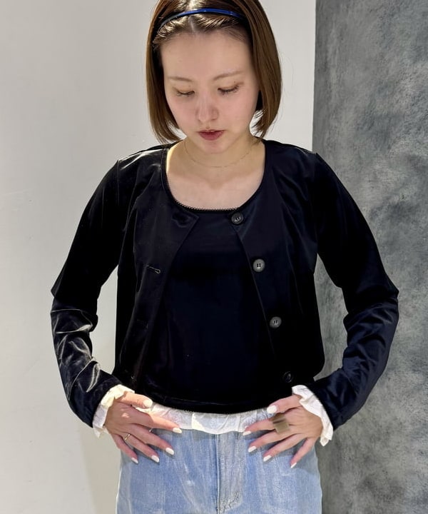 reinaさんの「BEAMS WOMEN｜ベロア タンクトップ セット カーディガン」を使ったコーディネート