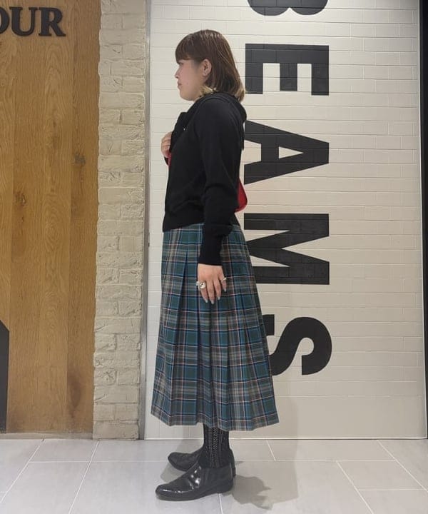 大石彩可さんの「BEAMS WOMEN｜NOMADIS / GLIDER ワンショルダー ナイロン バッグ」を使ったコーディネート
