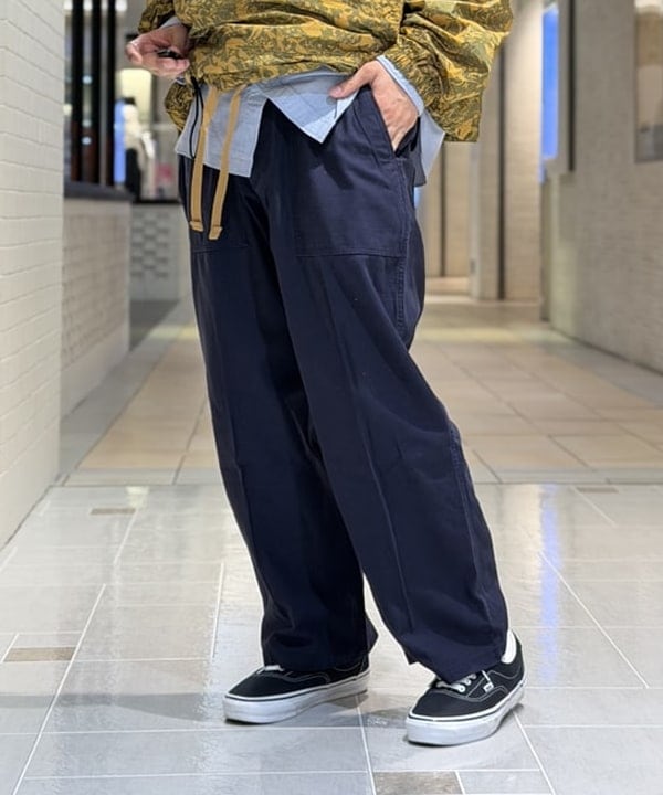 BAKU(東江 漠)さんの「MIL Smock Camo Print Garment Dye」を使ったコーディネート