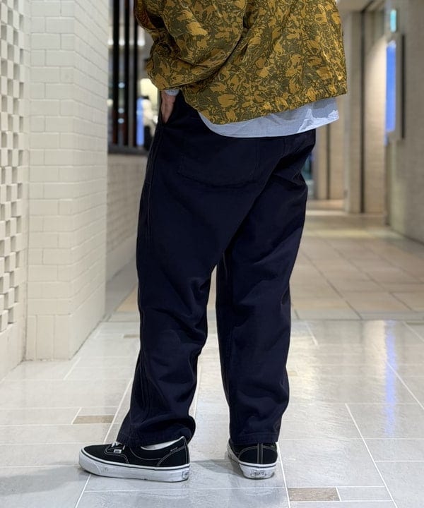 BAKU(東江 漠)さんの「MIL Smock Camo Print Garment Dye」を使ったコーディネート