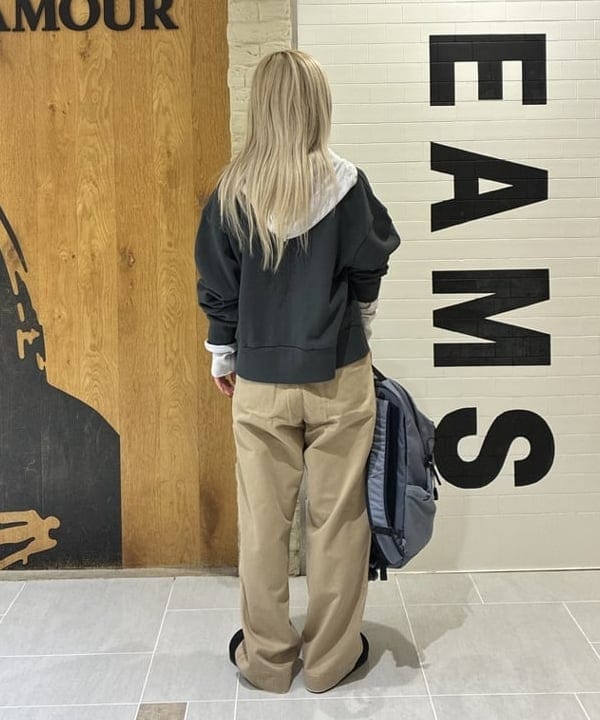 ando naoさんの「BEAMS WOMEN｜カラード スウェットシャツ」を使ったコーディネート