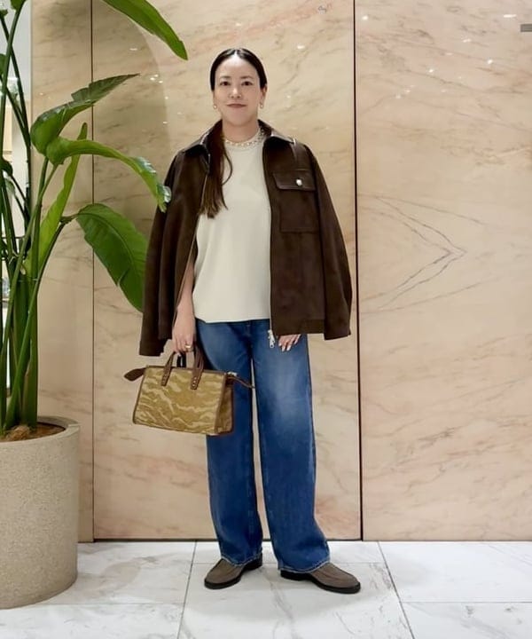 関 桂子さんの「BEAMS WOMEN｜AK+1 / 総針 ノースリーブ フォルム プルオーバー」を使ったコーディネート