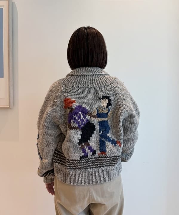 クロサワさんの「BEAMS WOMEN｜【別注】HEAR MY NAME &times; maturely / ニュアンス チノ」を使ったコーディネート