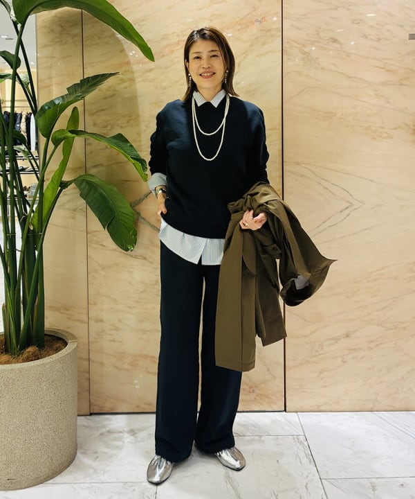 岩沢 珠代さんの「BEAMS WOMEN｜AK+1 / タスラン オーバーコート」を使ったコーディネート