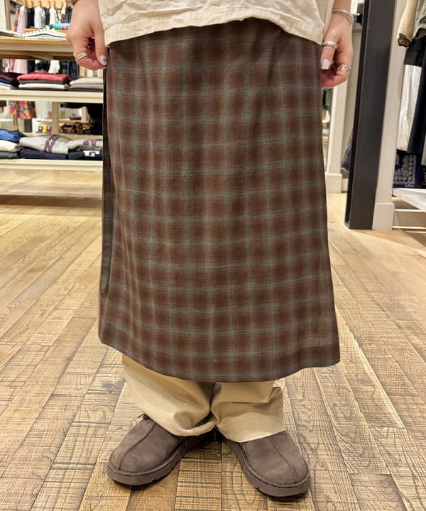 原口 愛さんの「BEAMS WOMEN｜maturely / TW アレンジ チェック ワンピース」を使ったコーディネート