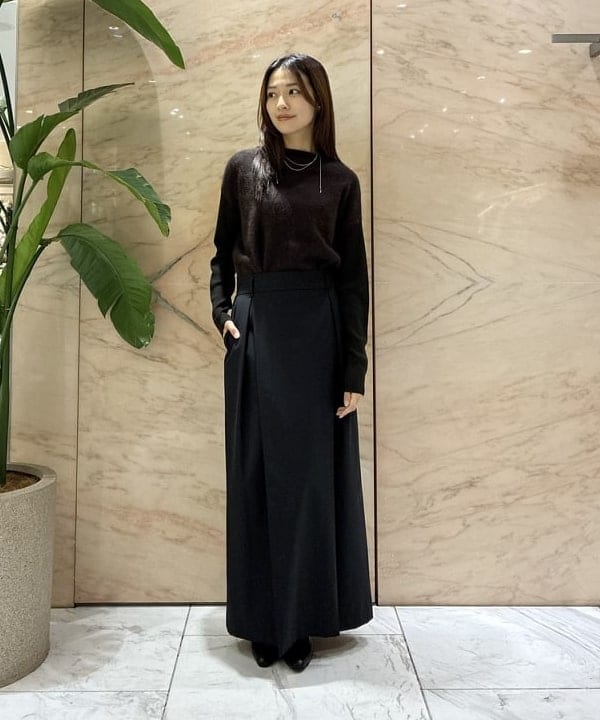 茂野 真楓さんの「BEAMS WOMEN｜フラッフィー ボートネック ニット」を使ったコーディネート