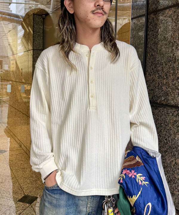 Ryohei Takataさんの「BEAMS WOMEN｜ヘンリーネック Tシャツ」を使ったコーディネート