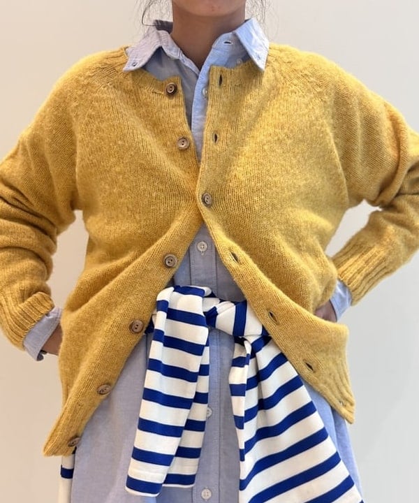 清水 彩乃さんの「BEAMS WOMEN｜【別注】Nor&rsquo;Easterly / シェットランド シャギー カーディガン」を使ったコーディネート