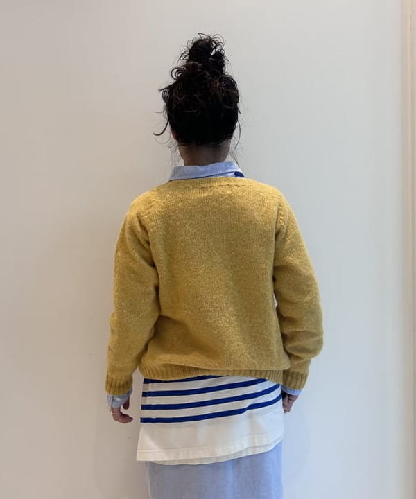 清水 彩乃さんの「BEAMS WOMEN｜【別注】Nor&rsquo;Easterly / シェットランド シャギー カーディガン」を使ったコーディネート