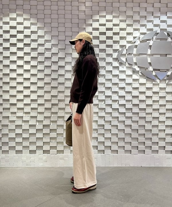 鎌田 悠次郎さんの「BEAMS WOMEN｜ドローストリング バッグ」を使ったコーディネート