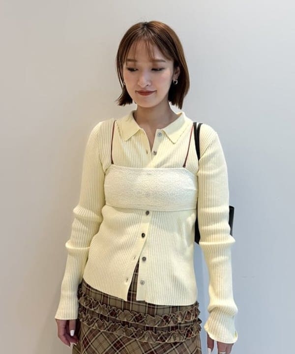 松本 佳菜子さんの「BEAMS WOMEN｜チェック ティアード フリル スカート」を使ったコーディネート