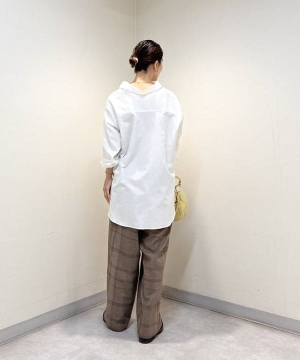 AONO SHIKAMAさんの「BEAMS WOMEN｜2WAY オーバーシャツ 26AW」を使ったコーディネート