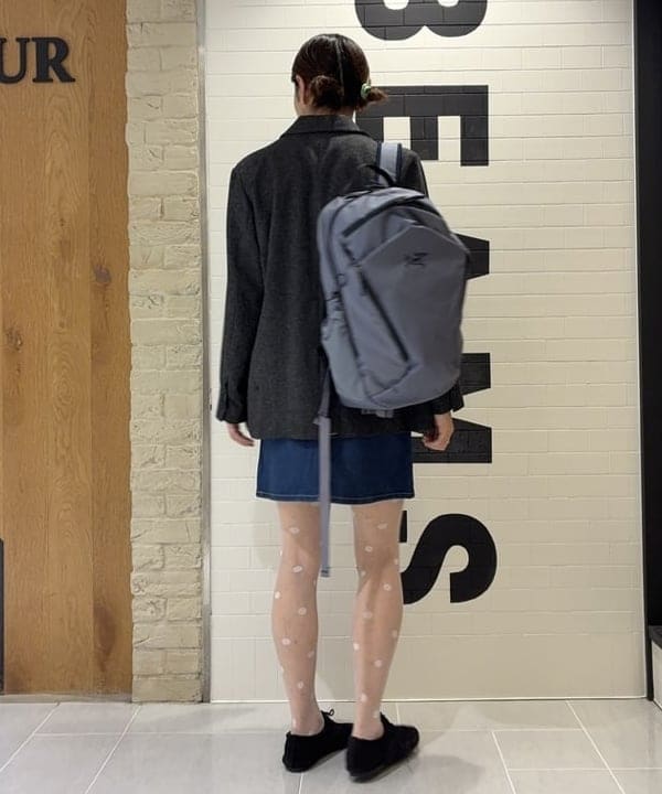 マツミヤさんの「BEAMS WOMEN｜ARC&rsquo;TERYX / MANTIS 26 BACKPACK」を使ったコーディネート