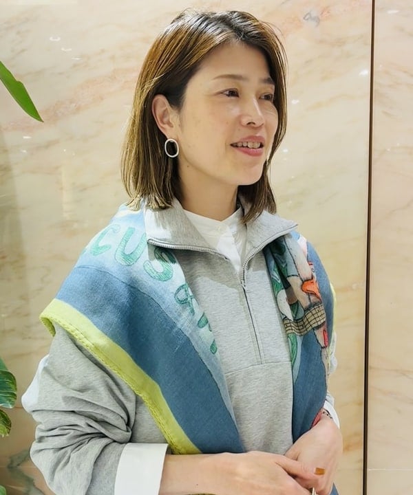 岩沢 珠代さんの「BEAMS WOMEN｜マニッシュ Iライン スカート .M」を使ったコーディネート