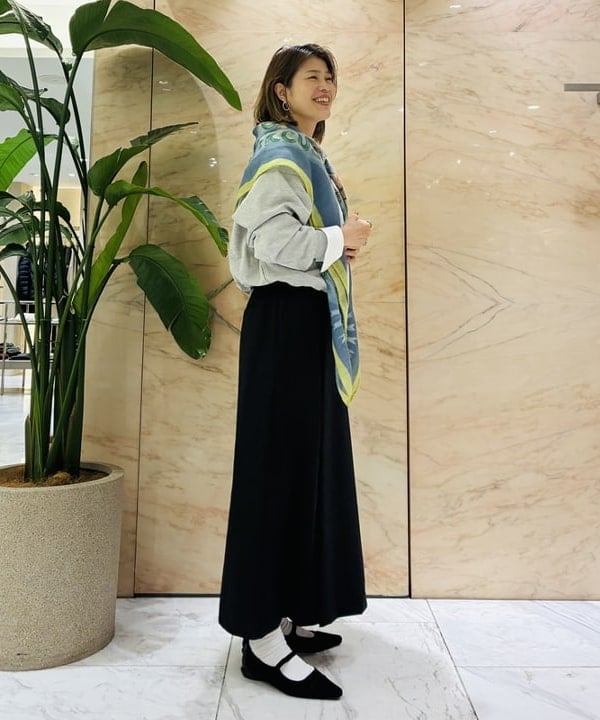 岩沢 珠代さんの「BEAMS WOMEN｜マニッシュ Iライン スカート .M」を使ったコーディネート