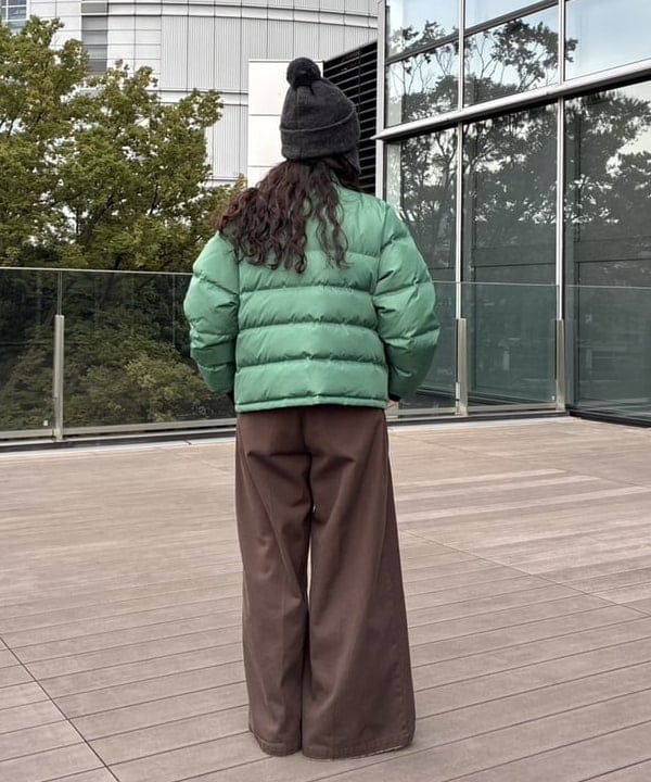 チナツさんの「BEAMS WOMEN｜【別注】Dickies / ベーシック ワーク パンツ」を使ったコーディネート