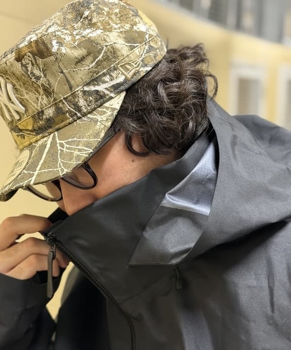 BAKU(東江 漠)さんの「ARC&rsquo;TERYX / Emblem Fleece Crew」を使ったコーディネート