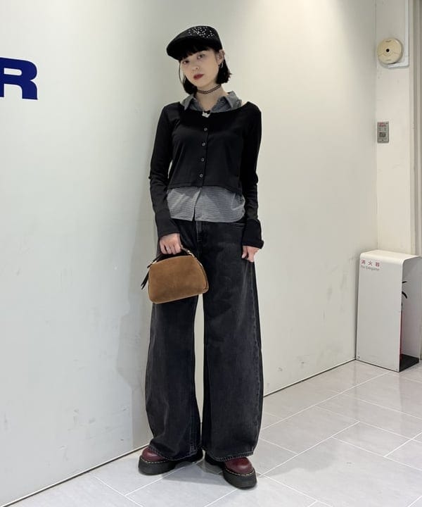 りかちょび/岸本梨佳さんの「BEAMS WOMEN｜スタッズ フェイクスエード ハンチング」を使ったコーディネート