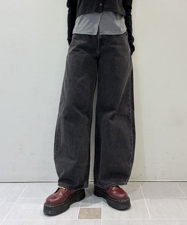 りかちょび/岸本梨佳さんの「BEAMS WOMEN｜スタッズ フェイクスエード ハンチング」を使ったコーディネート