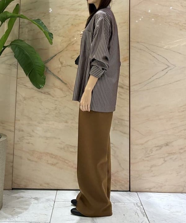 茂野 真楓さんの「BEAMS WOMEN｜YLEVE / ストライプ パジャマシャツ」を使ったコーディネート
