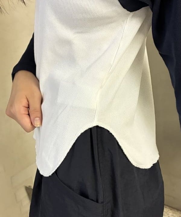 野村 美紅さんの「BEAMS WOMEN｜エディター東原妙子 &times; Demi-Luxe BEAMS / ライトウェイト スカート」を使ったコーディネート