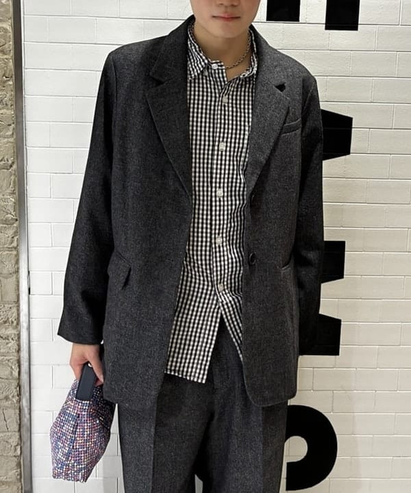 マツミヤさんの「BEAMS WOMEN｜ホームスパン ワイド パンツ」を使ったコーディネート