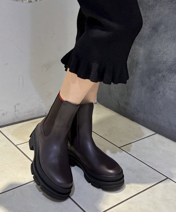 ササキさんの「BEAMS WOMEN｜ラインストーン バッグ」を使ったコーディネート