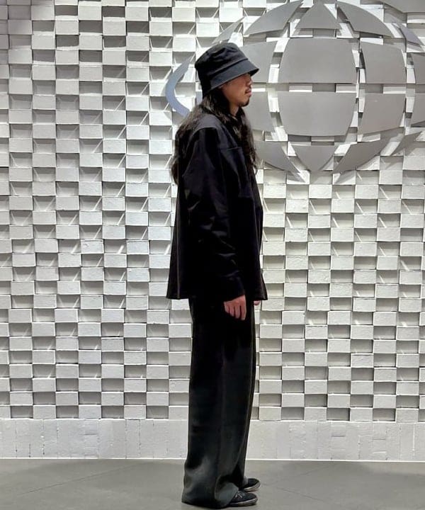 鎌田 悠次郎さんの「BEAMS WOMEN｜【別注】Champion / リバースウィーブ（R）ワイド ペインターパンツ」を使ったコーディネート