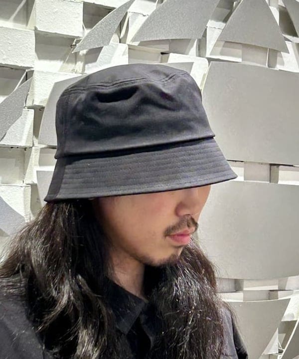 鎌田 悠次郎さんの「BEAMS WOMEN｜【別注】Champion / リバースウィーブ（R）ワイド ペインターパンツ」を使ったコーディネート