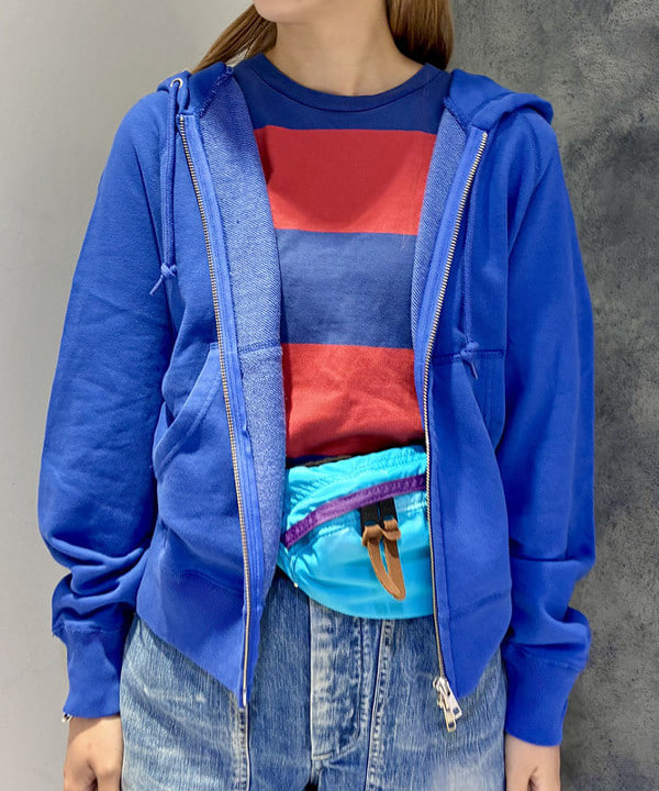 たぐみさんの「BEAMS WOMEN｜【別注】SCREEN STARS / フルジップ パーカー」を使ったコーディネート