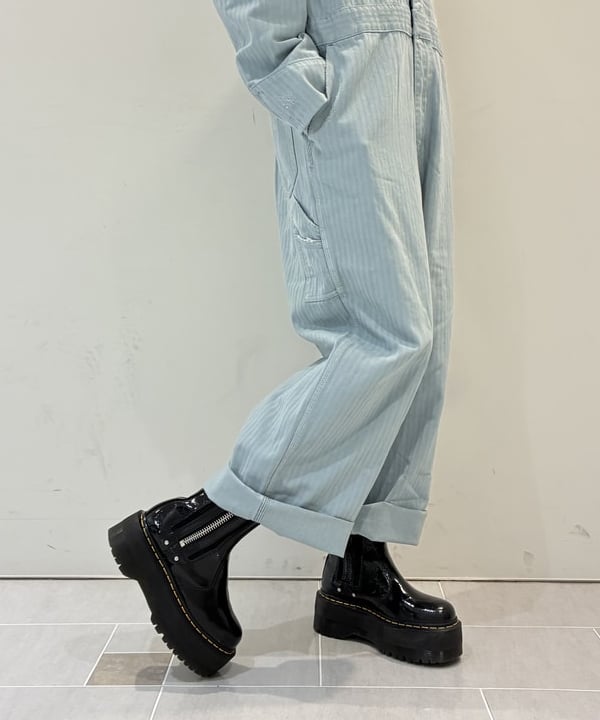 りかちょび/岸本梨佳さんの「BEAMS WOMEN｜【別注】N,P,E / リプロダクション デニムスキャニング リバーシブルバッグ S」を使ったコーディネート