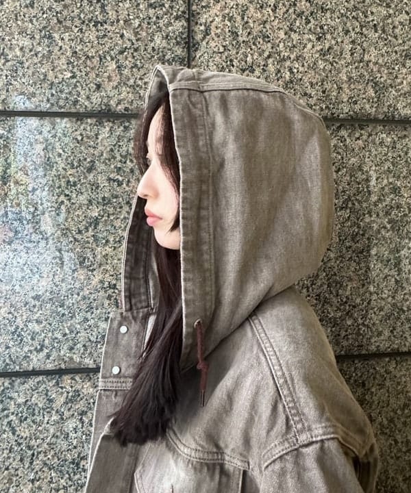amiriさんの「BEAMS WOMEN｜【別注】Champion / リバースウィーブ（R）ワイド ペインターパンツ」を使ったコーディネート